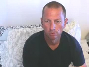 luv2benawty99 webcam model stream image