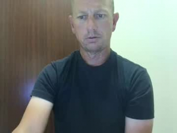 luv2benawty99 webcam model stream image