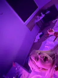 LoganPeny webcam stripchat model stream image