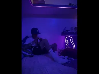 LoganPeny webcam model stream image