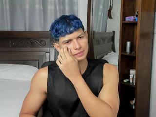 Yei Sant webcam model stream image