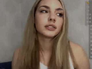 rozannebarrott webcam model stream image