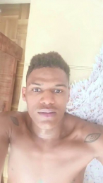 Lukemajin webcam model stream image