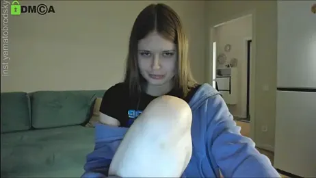 YamatoBrodsky webcam model stream image