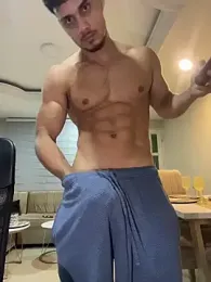 Tony_22cm webcam model stream image