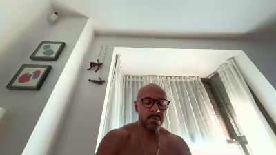 Mad45_ webcam model stream image