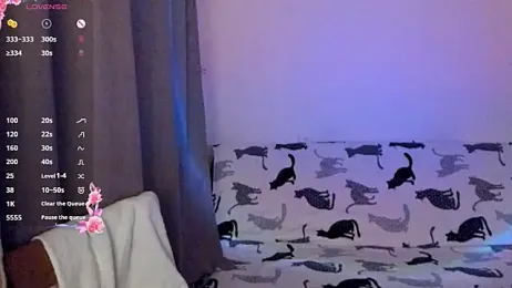 EvaBradley webcam model stream image