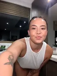 RenEnvy webcam stripchat model stream image