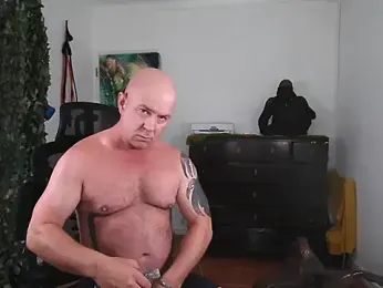 ManlyPrisonGuy webcam model stream image
