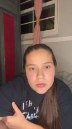 Corallune webcam model stream image