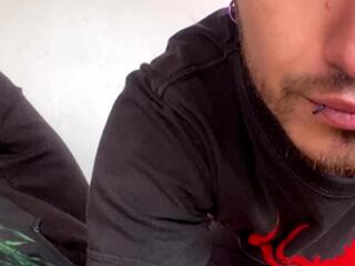 Ivan &amp; Angell webcam model stream image