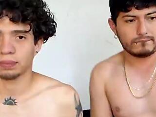Ivan &amp; Angell webcam model stream image
