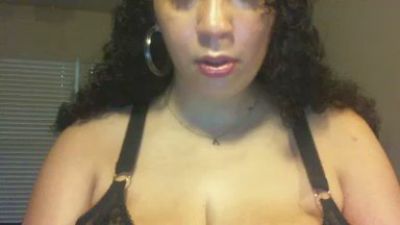 Lotuzpetals webcam model stream image