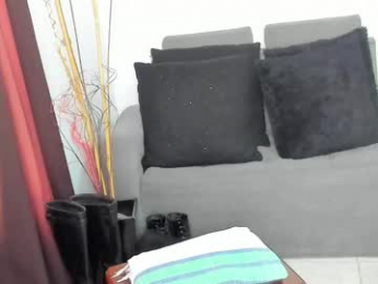 agathalombardi webcam model stream image