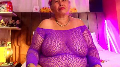 girl_amada webcam model stream image