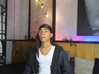 Alan Cutee webcam model stream image