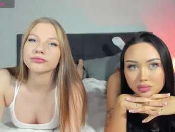 avery_clar webcam model stream image