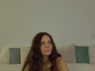 Lily Roselyn webcam model stream image
