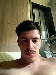 dock_75 webcam model stream image