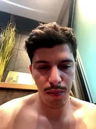 dock_75 webcam stripchat model stream image