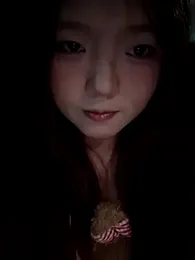 mimi9420 webcam model stream image