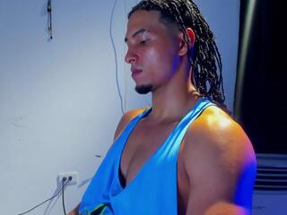 Kris Khalifa webcam model stream image