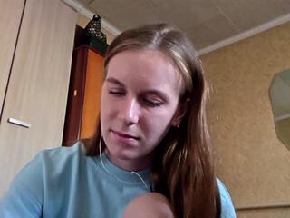 Mayola Vukelj webcam model stream image