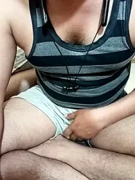 LOVEvsLOVELY webcam model stream image