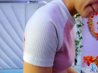 Luna Benett webcam model stream image