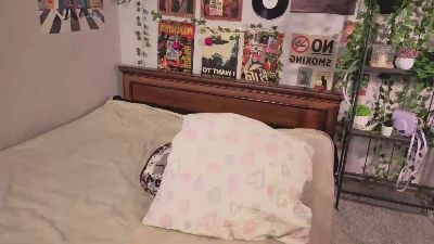 FancyHenley webcam model stream image