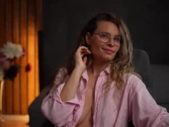 brandywhite webcam model stream image