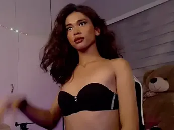 KathRouge webcam model stream image