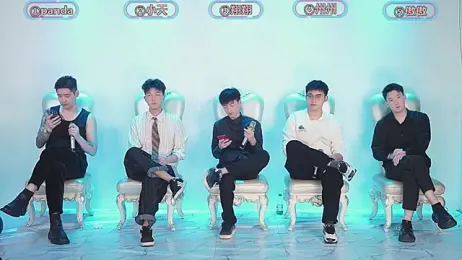 OUBA-boys webcam model stream image