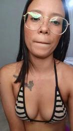 Charming_cute webcam model stream image