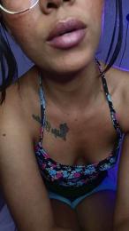 Charming_cute webcam model stream image