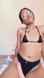 Charming_cute webcam model stream image