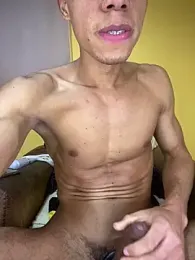 1MoiseXxx1_777 webcam stripchat model stream image