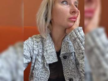 ARotikA1 webcam model stream image