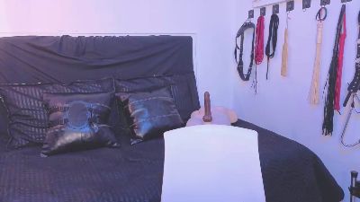 elowen_halley1 webcam cam4 model stream image