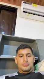 walterktm webcam model stream image