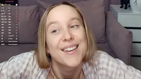 SoonMoor webcam model stream image