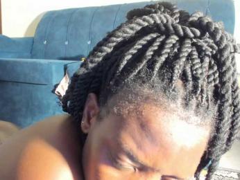 YoursEllah webcam bongacams model stream image