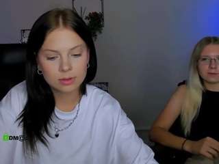 renata-sweety webcam model stream image