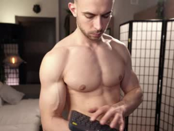 muscularfriend webcam model stream image