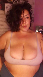 Karoldbbw webcam model stream image