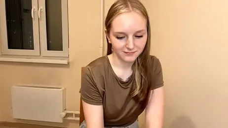 NicoleWow webcam model stream image