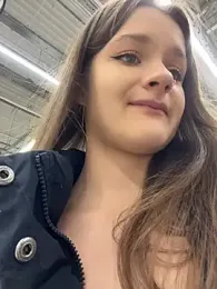 KittyQueeny webcam model stream image