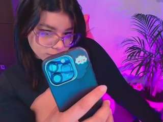 ashleey18 webcam model stream image