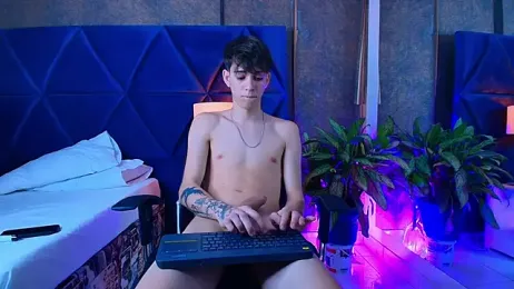 Lion_Foster01 webcam model stream image