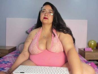 AvaCurvy webcam model stream image